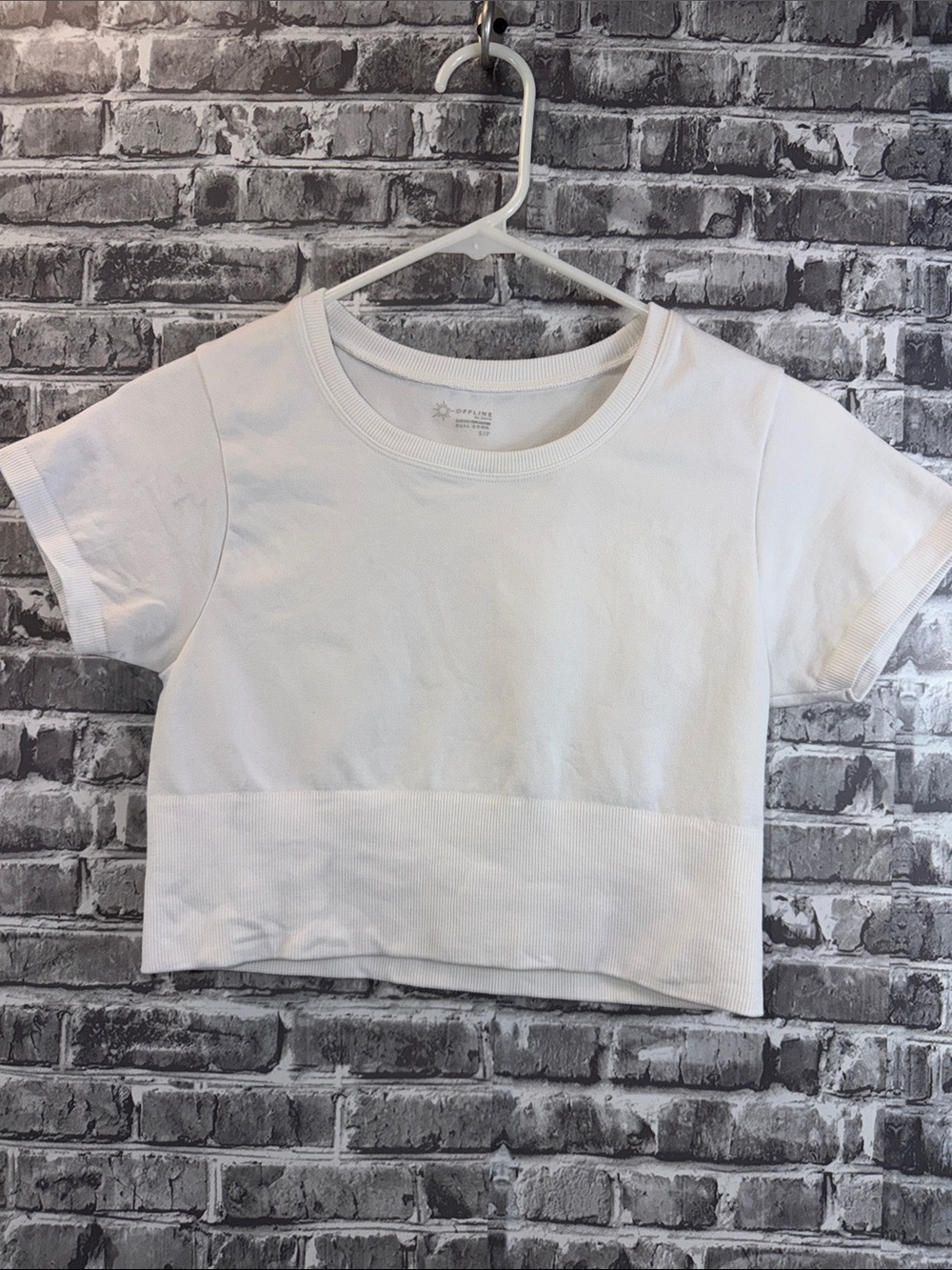 Offline by Aerie White Short Sleeve Crop Top